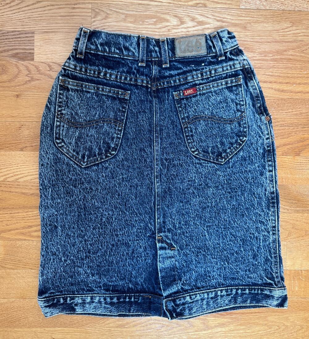Vintage Lee Jeans Skirt, Acid Washed Denim Skirt, 80s, USA, Union Tag, XS 24"W